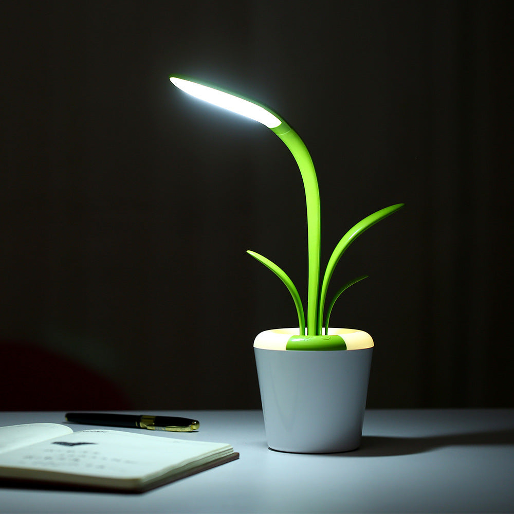 Modern Desk Light – USB Rechargeable LED Lamp with Eye Protection | Decoraway